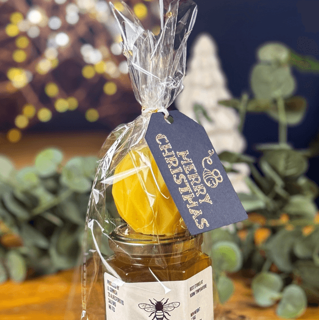 Pre-Order: Christmas Candle &amp; Honey Gift set 